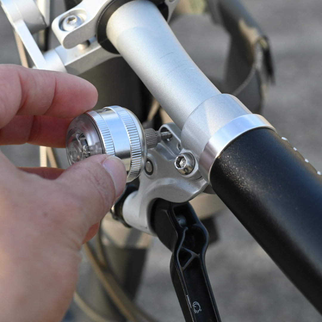 SB-02 BROMPTON brake lever mount for Eye Light 