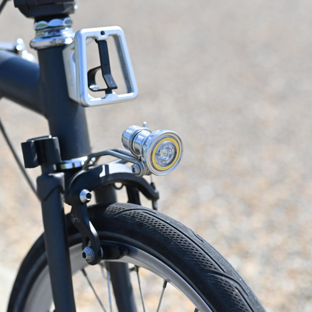 V3-F Vintage Light Front